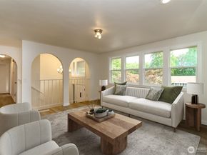 20015 108th Avenue NE, Bothell WA 98011