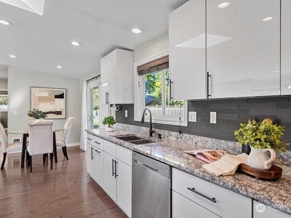21904 88th Place W, Edmonds WA 98026