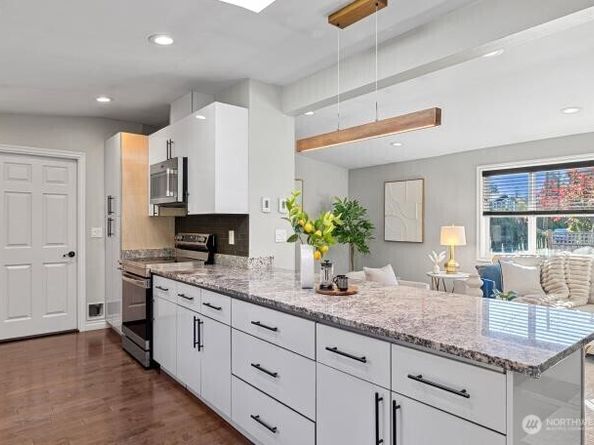 21904 88th Place W, Edmonds WA 98026