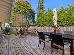 21904 88th Place W, Edmonds WA 98026