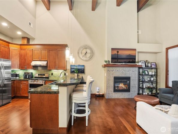 4005 NE 3rd Place E, Renton WA 98056