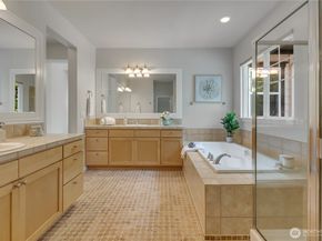 34729 SE Garden Court, Snoqualmie WA 98065