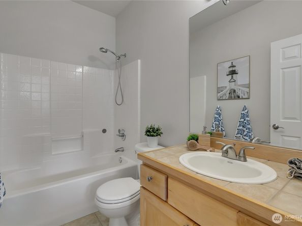 34729 SE Garden Court, Snoqualmie WA 98065