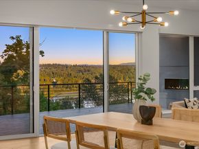11909 90th Avenue NE, Kirkland WA 98034