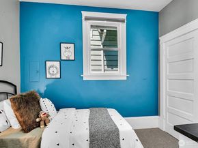 1904 9th Avenue W, Seattle WA 98119