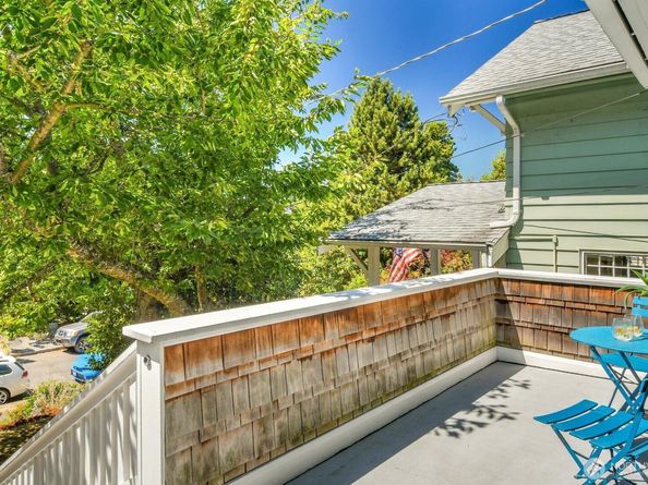 1904 9th Avenue W, Seattle WA 98119