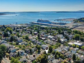 1904 9th Avenue W, Seattle WA 98119