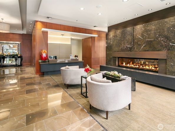 10650 NE 9th Place 1120, Bellevue WA 98004