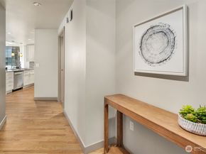 10650 NE 9th Place 1120, Bellevue WA 98004