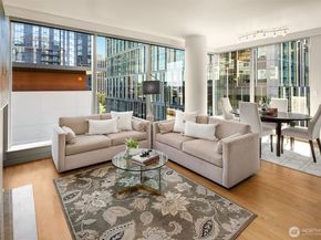 10650 NE 9th Place 1120, Bellevue WA 98004