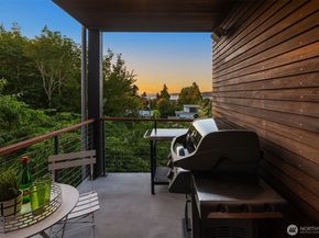 9007 24th Avenue NW, Seattle WA 98117