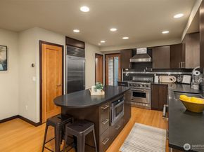 9007 24th Avenue NW, Seattle WA 98117