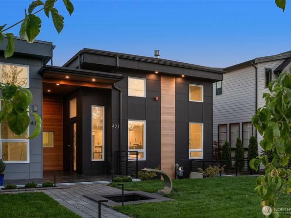 421 14th Avenue W, Kirkland WA 98033