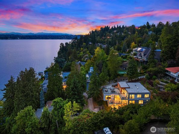 8243 W Mercer Way, Mercer Island WA 98040