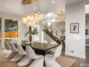 8243 W Mercer Way, Mercer Island WA 98040