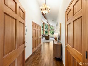 24600 NE 193rd Place, Woodinville WA 98077
