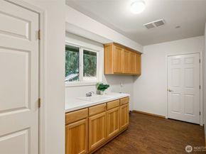 24600 NE 193rd Place, Woodinville WA 98077