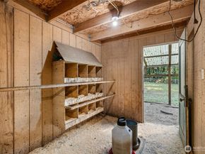 24600 NE 193rd Place, Woodinville WA 98077