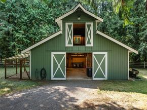 24600 NE 193rd Place, Woodinville WA 98077