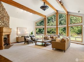 24600 NE 193rd Place, Woodinville WA 98077