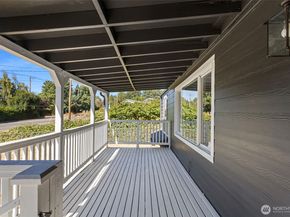 7804 S 128th, Seattle WA 98178