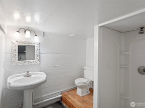7804 S 128th, Seattle WA 98178