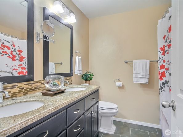 16232 118th Lane NE 14, Bothell WA 98011