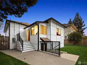 1622 Hoyt Avenue 1 & 2, Everett WA 98201