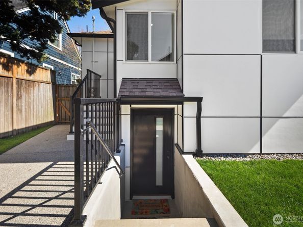 1622 Hoyt Avenue 1 & 2, Everett WA 98201