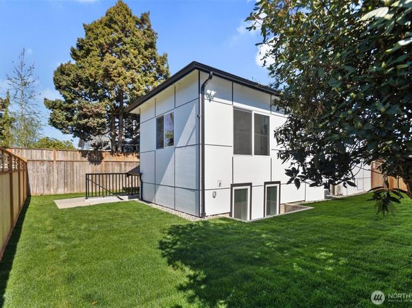1622 Hoyt Avenue 1 & 2, Everett WA 98201