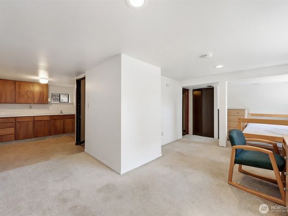 651 W Bertona Street, Seattle WA 98119