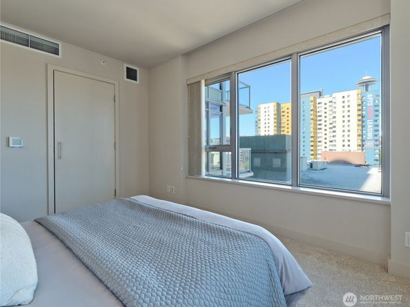 583 Battery Street 704N, Seattle WA 98121