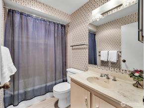 8001 Sand Point Way C57, Seattle WA 98115