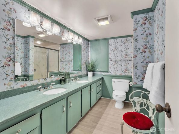 8001 Sand Point Way C57, Seattle WA 98115