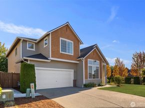 6203 NE 4th Circle, Renton WA 98059
