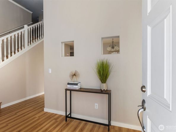 6203 NE 4th Circle, Renton WA 98059