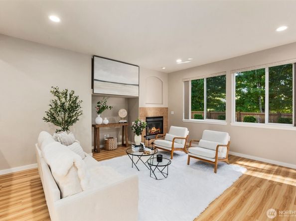 6203 NE 4th Circle, Renton WA 98059