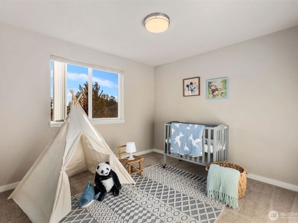 6203 NE 4th Circle, Renton WA 98059