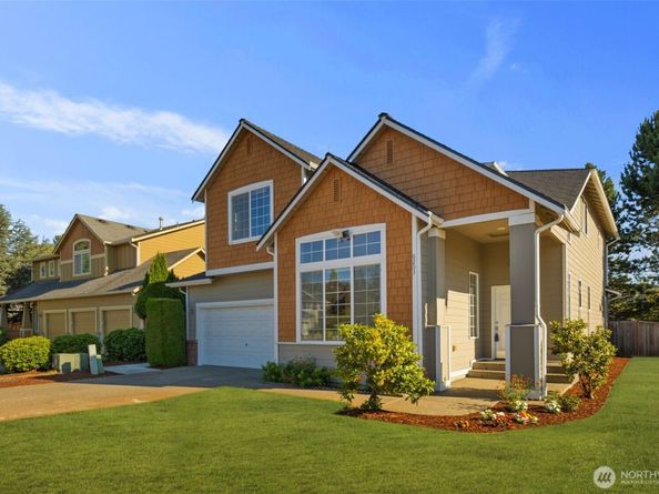 6203 NE 4th Circle, Renton WA 98059