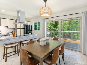 15638 SE 24th Street, Bellevue WA 98008
