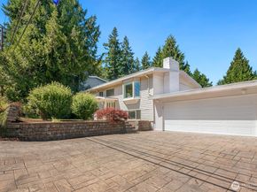 15638 SE 24th Street, Bellevue WA 98008