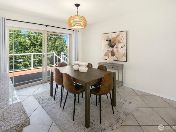15638 SE 24th Street, Bellevue WA 98008