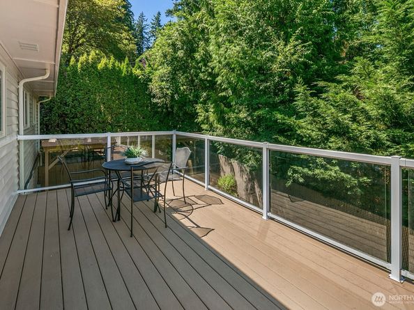 15638 SE 24th Street, Bellevue WA 98008