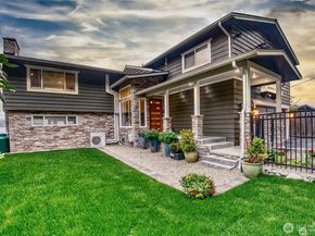 10879 Point Vashon Drive SW, Vashon WA 98070