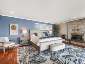10879 Point Vashon Drive SW, Vashon WA 98070