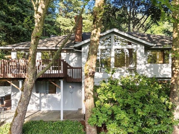 3216 142nd Place NE, Bellevue WA 98007