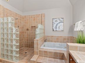 3216 142nd Place NE, Bellevue WA 98007