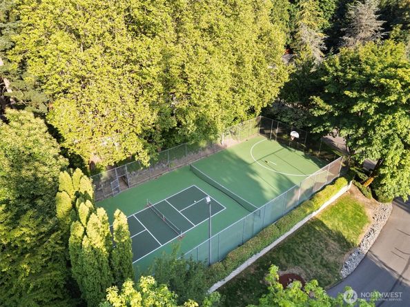 3216 142nd Place NE, Bellevue WA 98007