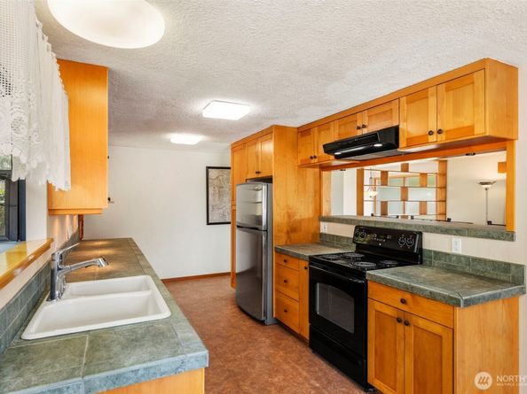 22894 Carmella Road NW, Poulsbo WA 98370