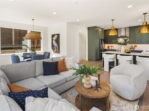 2618 E Roy Street, Seattle WA 98112